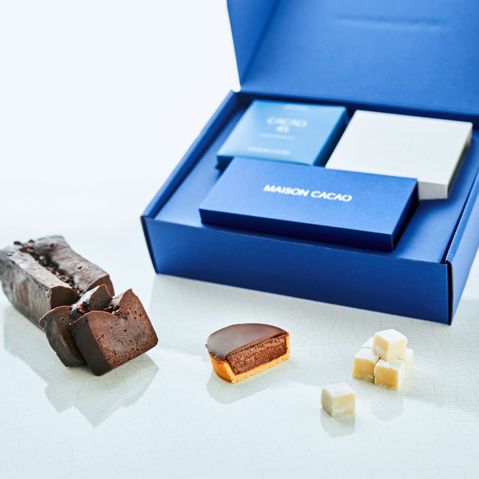 期間限定】BLUE GIFT BOX ホワイトデー｜メゾンカカオ【公式